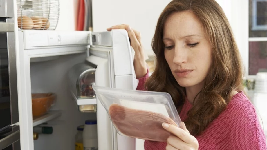 Como você sabe que a carne de porco estragou?